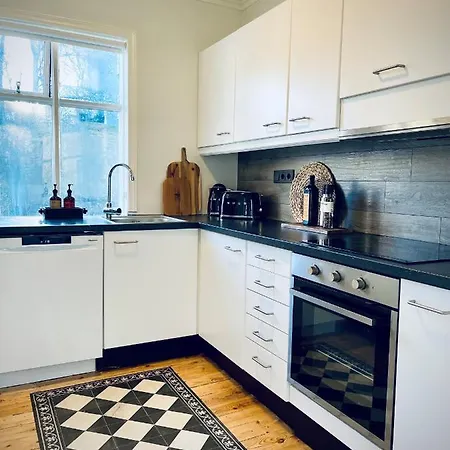 Day Dream Central Akureyri Three Bedroom Apt Esterno foto