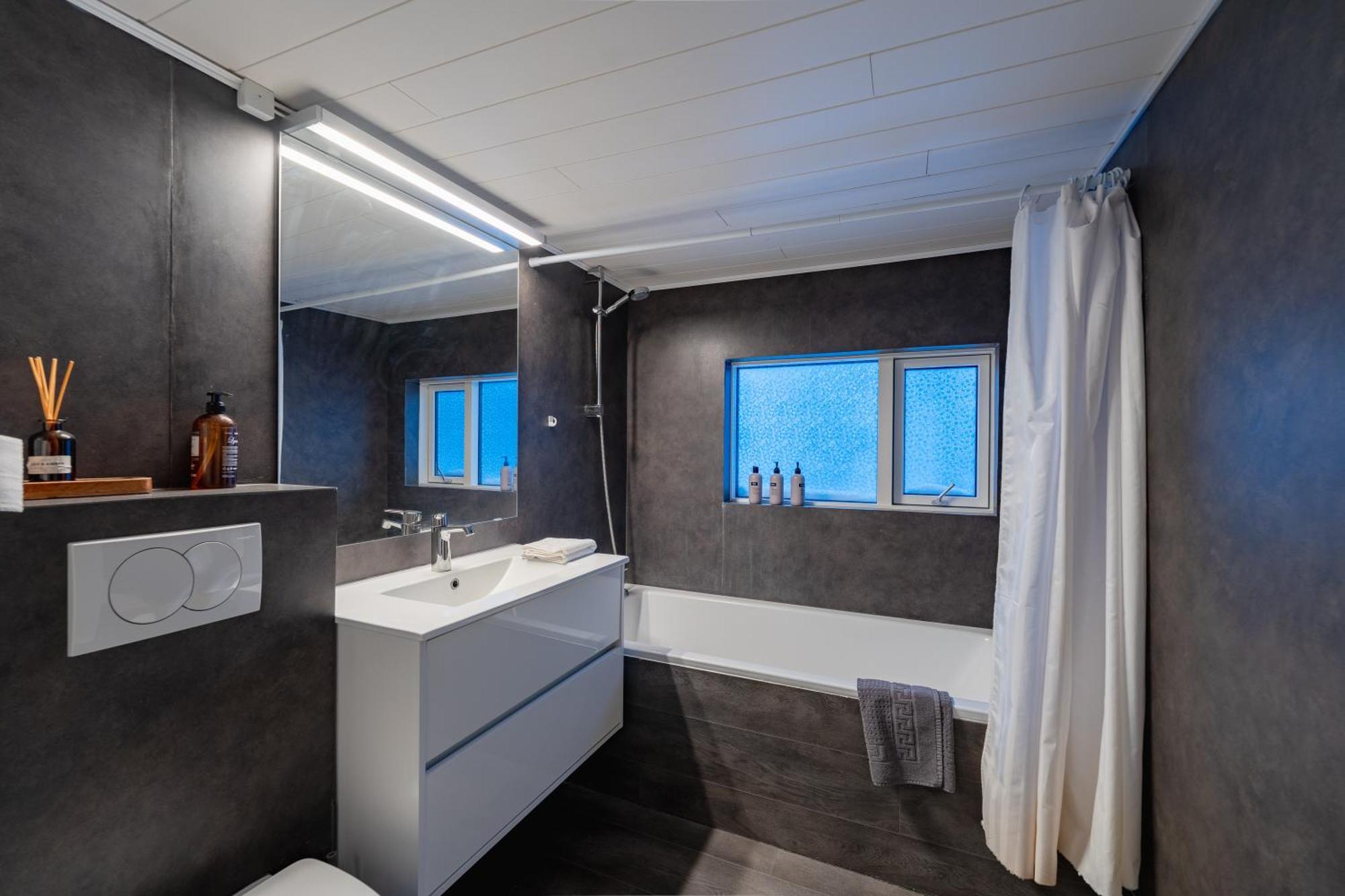 Day Dream Three Bedroom * Akureyri